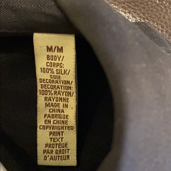 Tommy Bahama silk embroidered short sleeve - Picture 5 of 5